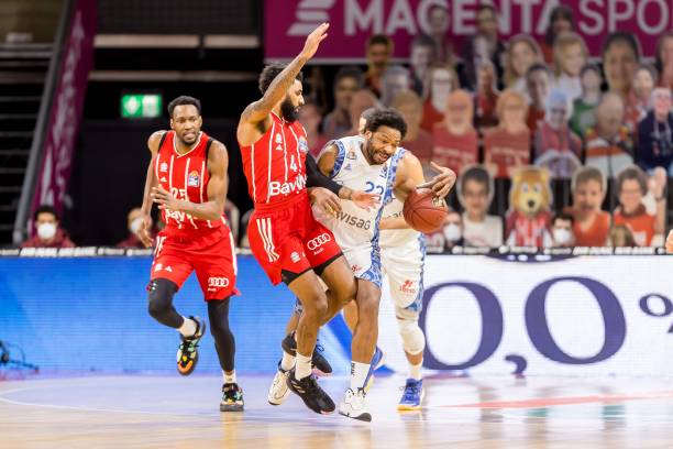 而点球无疑 而点球无疑