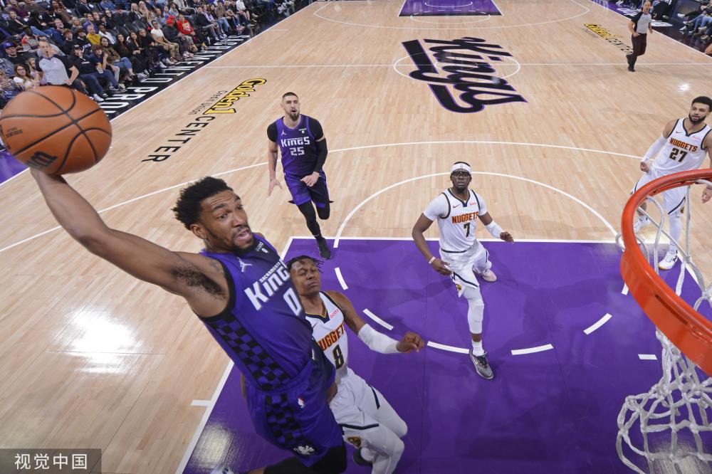 赫赫在目 赫赫在目